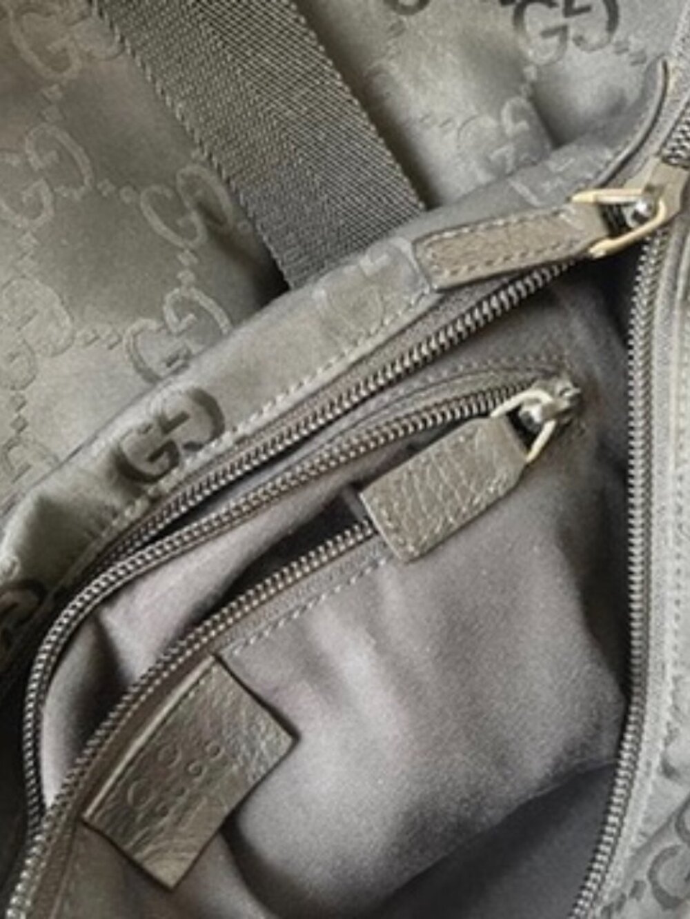 Authentic Gucci 180450 Tote Bag Black GG Monogram Canvas Leather Tote Bag - Picture 9 of 11